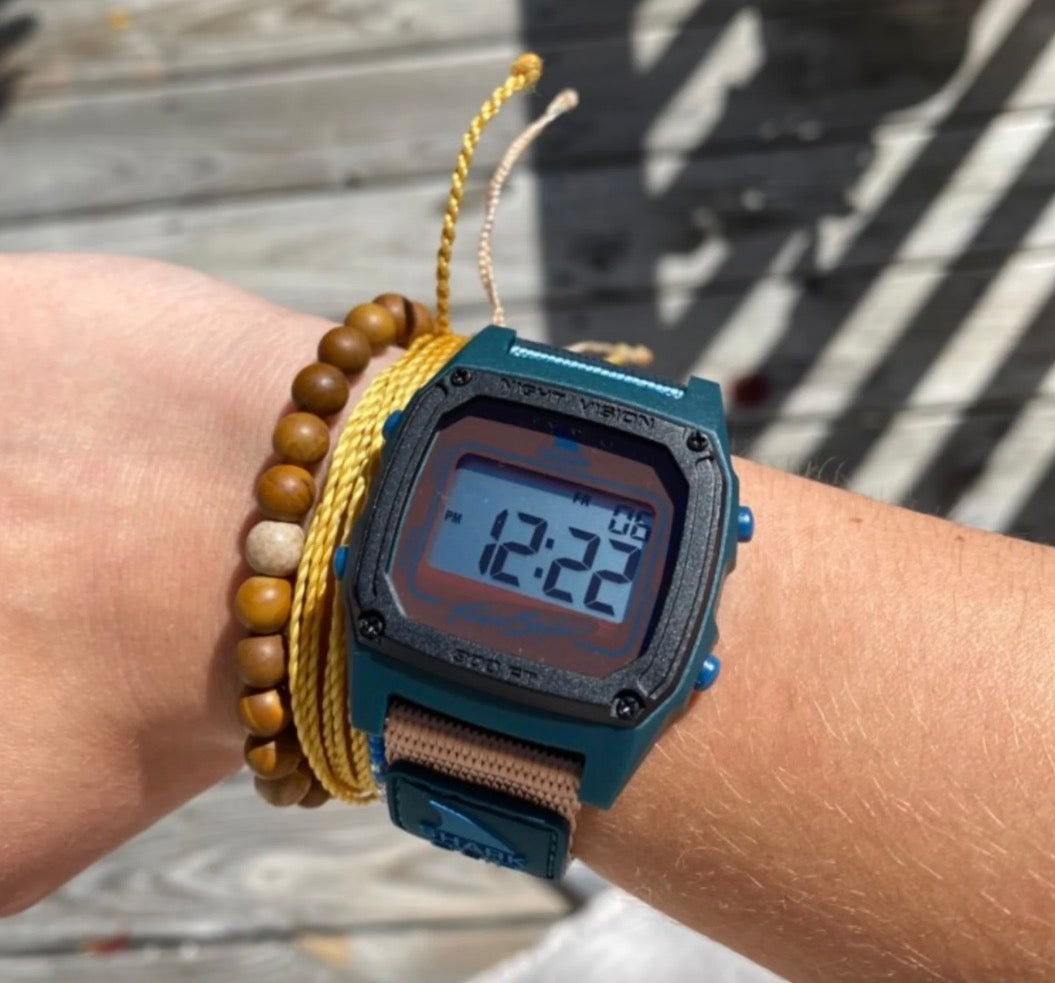 SEA N SAND SHARK CLASSIC CLIP