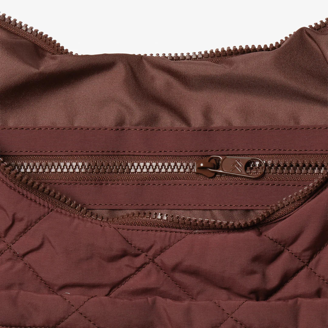 SMALL SLOUCHY SHOULDER BAG