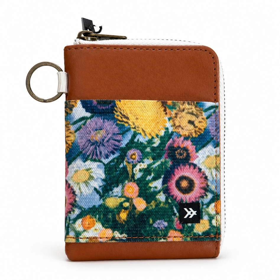 LEATHER ZIP WALLET